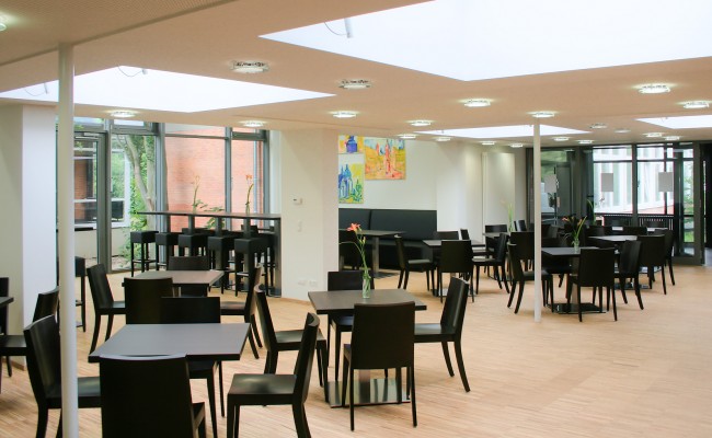 Universitätsneubau Lübecker Strasse | Neues Café im bestehenden Gebäude